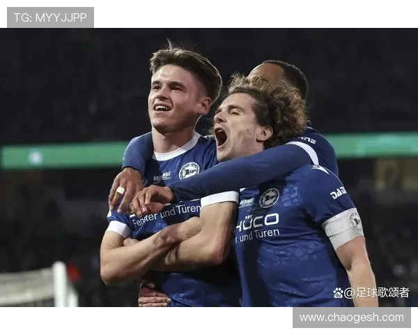 德甲第七轮战况纵览:劲旅争锋谁主沉浮 德甲第七轮战况纵览:劲旅争锋谁主沉浮