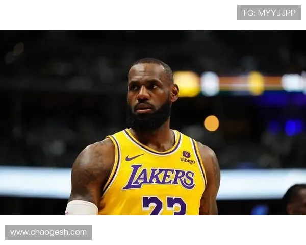 湖人队宣布詹姆斯将继续领衔球队目标争夺总冠军全力备战新赛季