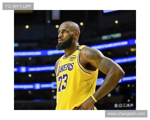 詹姆斯率湖人关键逆转西部格局再起波澜引热议季后赛形势生变联盟
